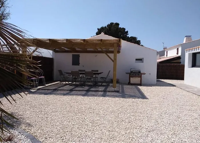 Maison en bord de mer à Noirmoutier : 3 chambres, jardin clos, internet, parking, plage à 250m - FR-1-224B-646