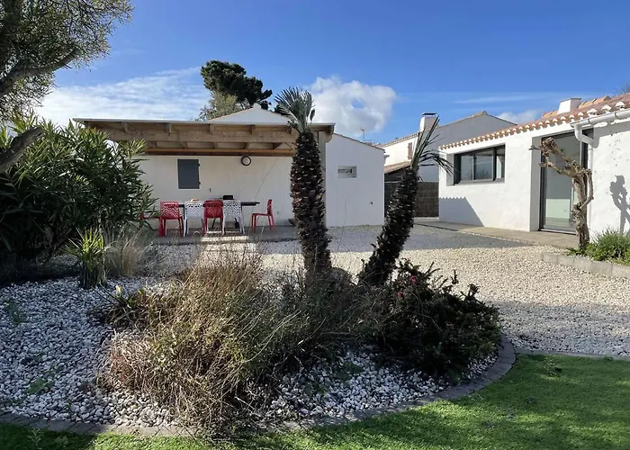 Maison en bord de mer à Noirmoutier : 3 chambres, jardin clos, internet, parking, plage à 250m - FR-1-224B-646